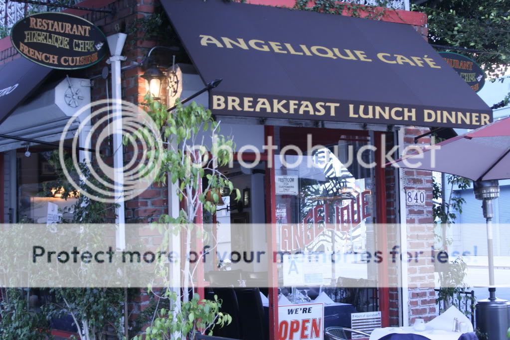 Angelique Cafe
