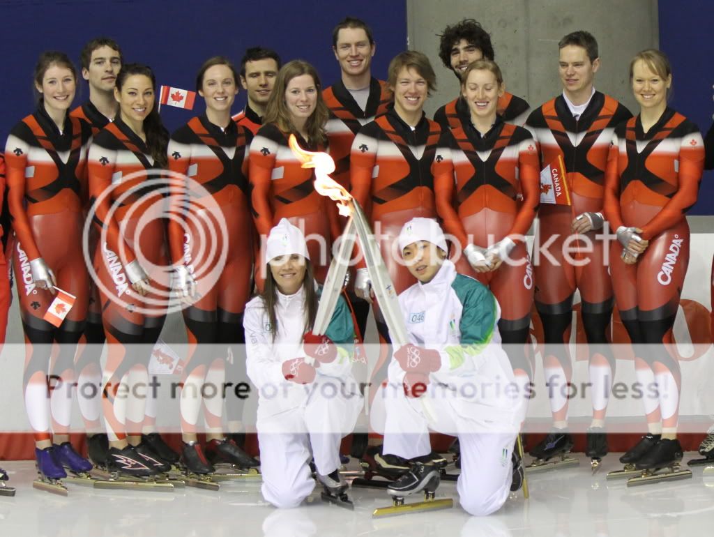 IMAGE: http://i765.photobucket.com/albums/xx294/7dKnight/IMG_64151a.jpg