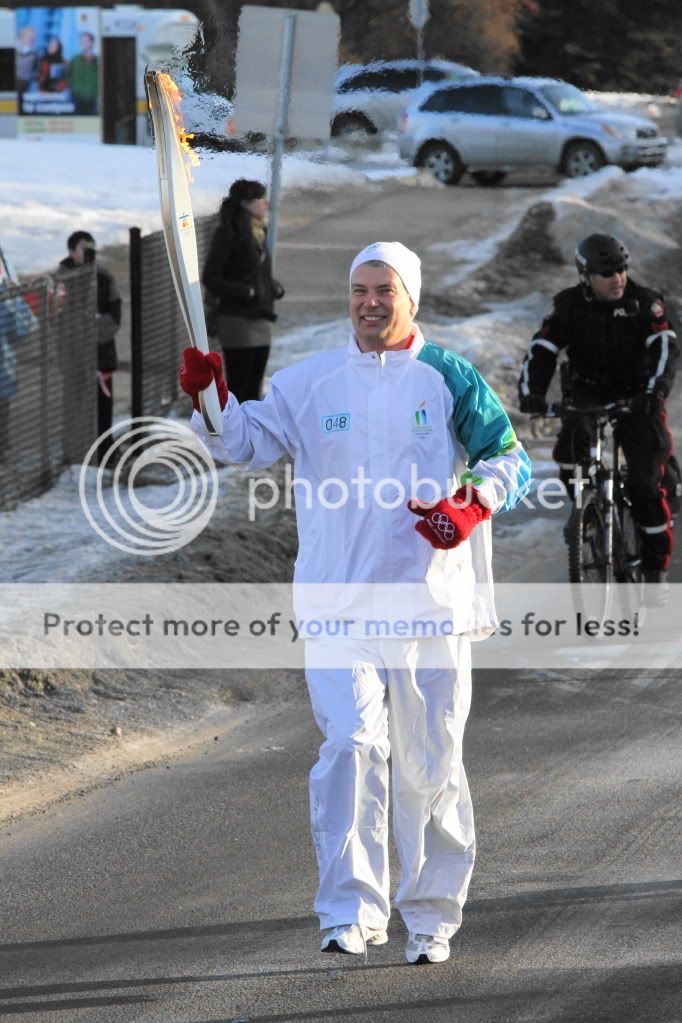 IMAGE: http://i765.photobucket.com/albums/xx294/7dKnight/IMG_65301a.jpg