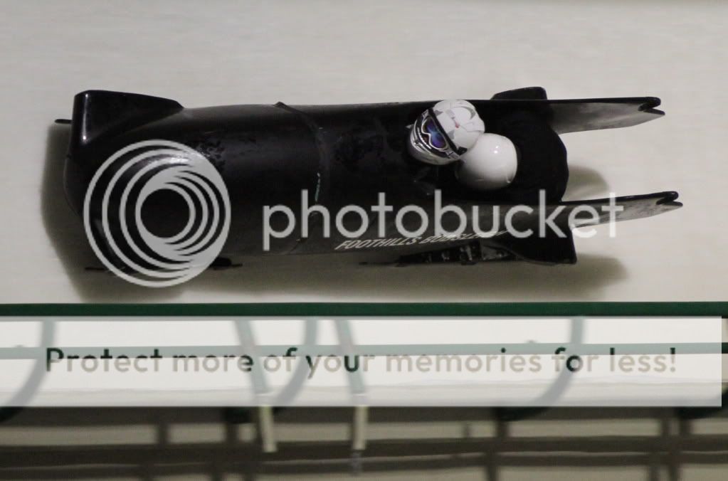 IMAGE: http://i765.photobucket.com/albums/xx294/7dKnight/IMG_68221a.jpg