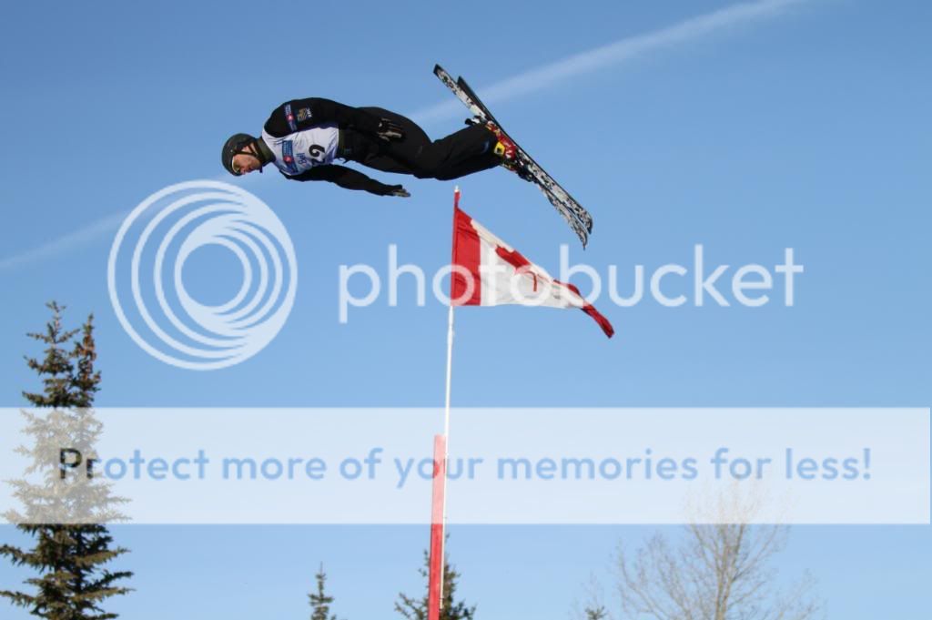 IMAGE: http://i765.photobucket.com/albums/xx294/7dKnight/World%20cup%20Aerials%202010/IMG_60931a.jpg